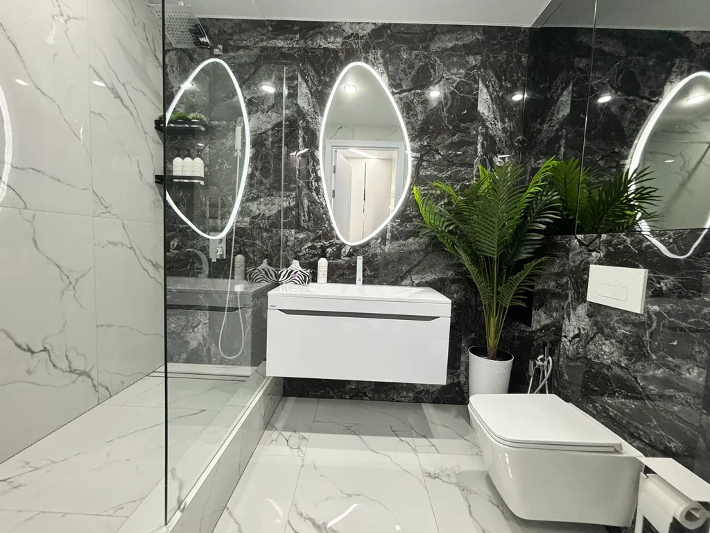 Комфортабельная евро-трехкомнатная квартира