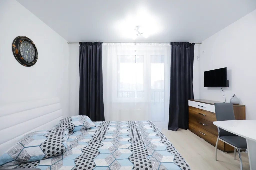 Современная студия в новостройке Маркса 89