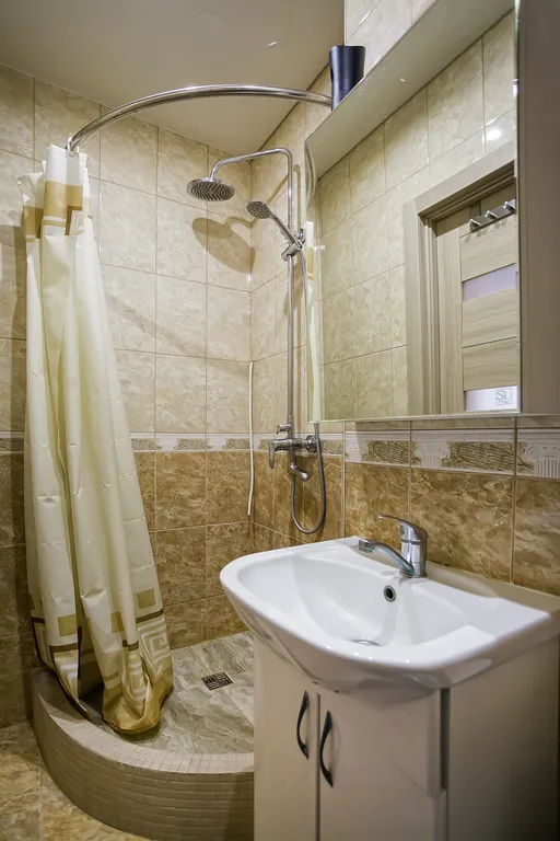 Видовая уютная студия с двумя балконами под горой Кошка