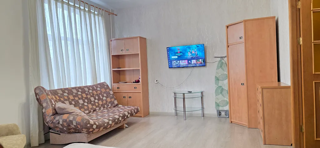 Квартира Просторная однокомнатная квартира в Сталинке — Колпино