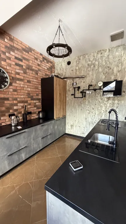 Уютная двухуровневая квартира в самом центре горнолыжного курорта