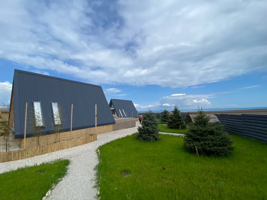 Домик а фрейм для круглогодичного отдыха с джакузи и баней