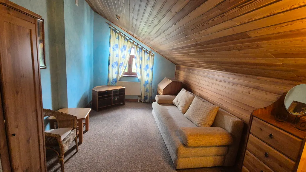 Дом на берегу волги, с видом на затопленную колокольню