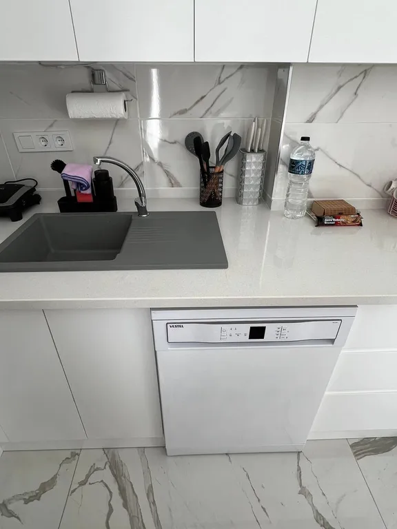 Стильные апартаменты в центре, в 3-минутах от пляжа