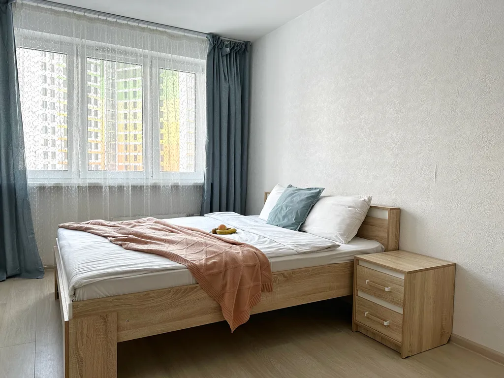 Лазурная - современная 1-комнатная квартира в ЖК Чистые пруды