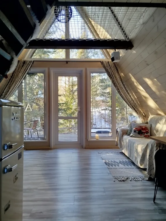 Атмосферный дом шале с видом на лес