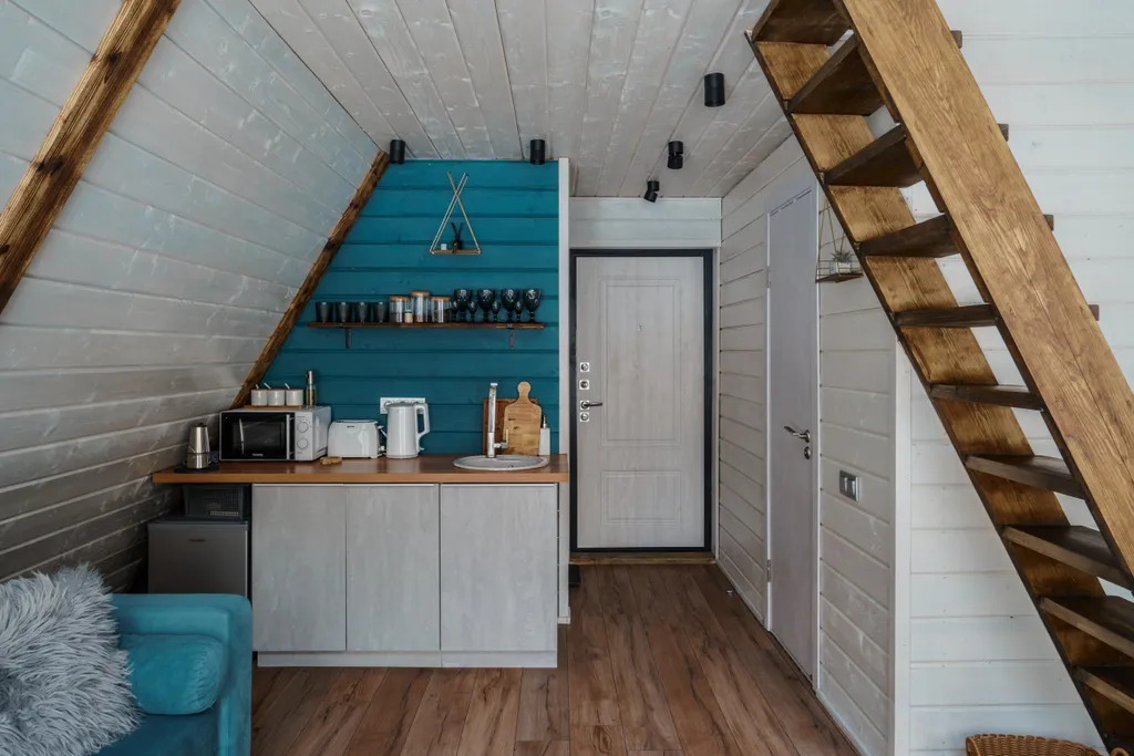 Коттедж Треугольный домик в лесу с горячей купелью — Соловеново