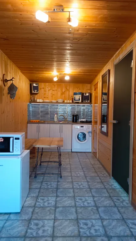 Гостевой дом-баня с бассейном и камином в 20 минутах езды от Минска