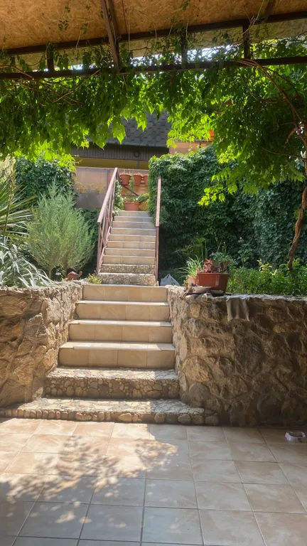 На даче у моря