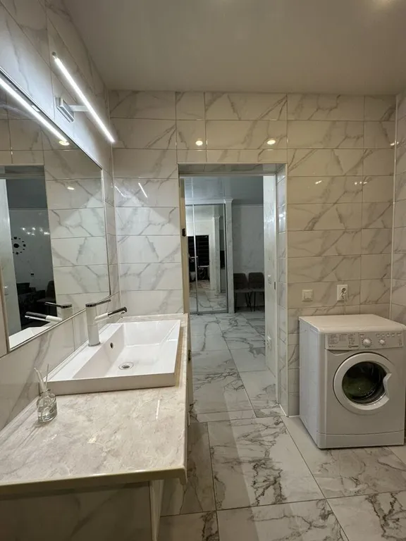 Для тех, кто любит повыше! Вместительная Евро2 на 27 этаже