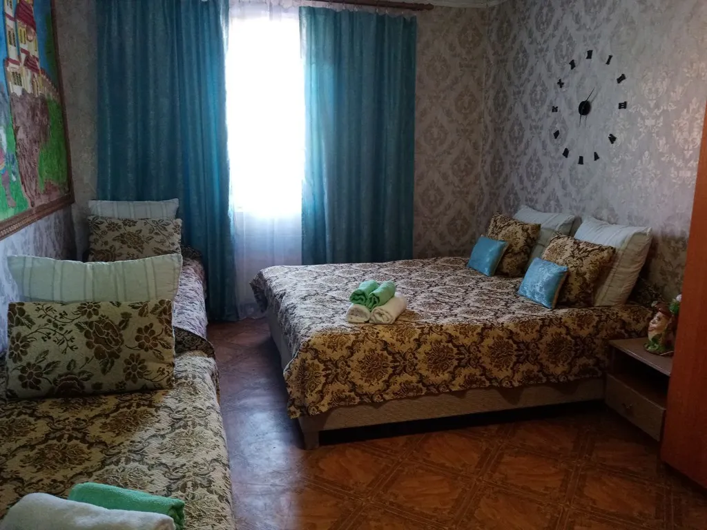 Квартира Комната — аренда посуточно в Штормовое