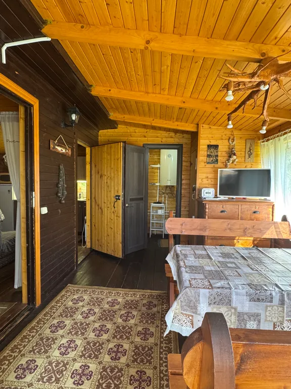 Домик у реки