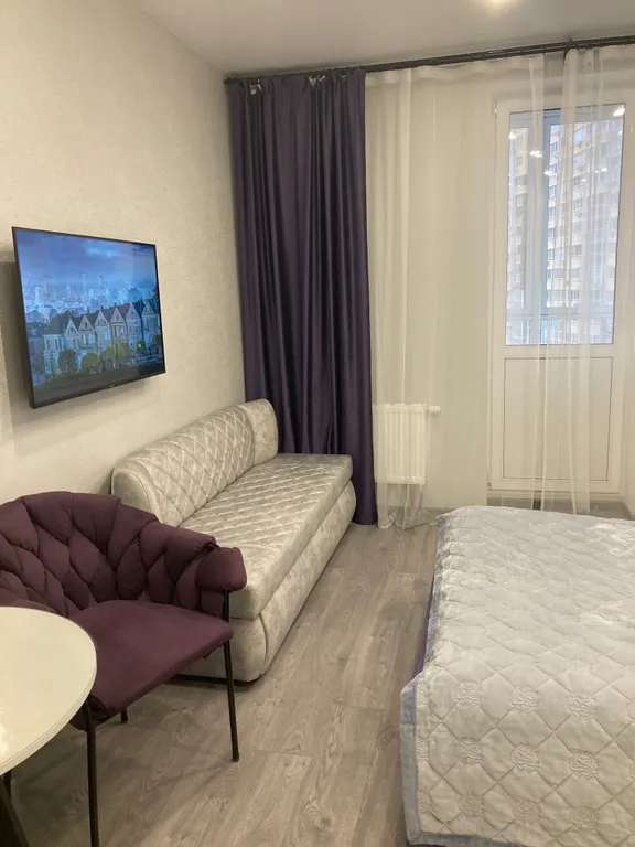 Студия с дизайнерским ремонтом