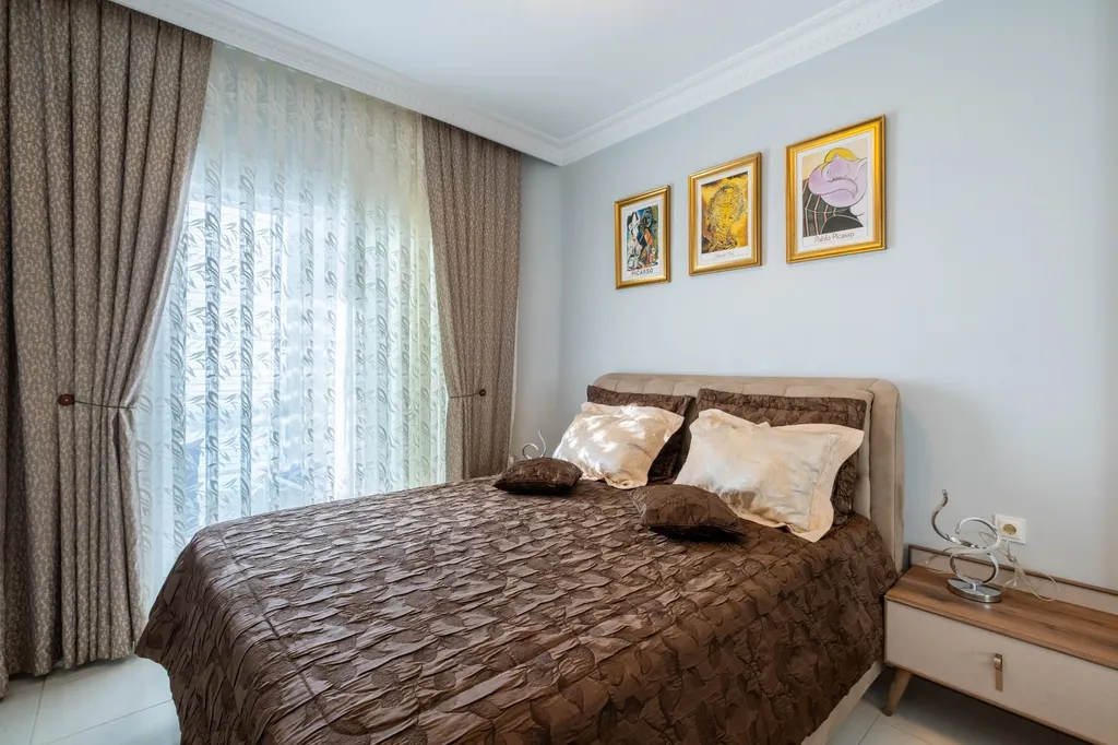 Апартамент с видом на море и горы