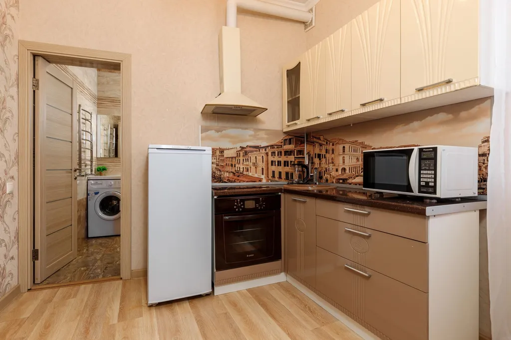 Квартира Апартаменты с балконом и видом на аллею — Адлер