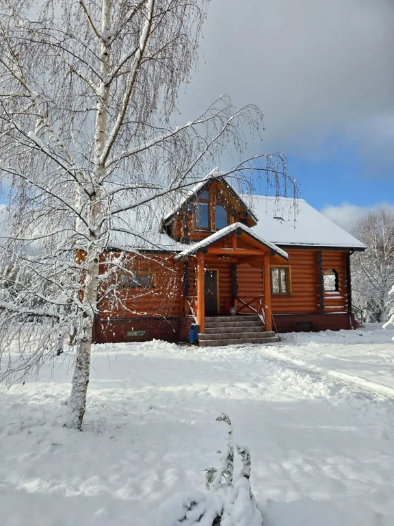 Комфортабельный 3-коттедж на 1 линии о.Селигер