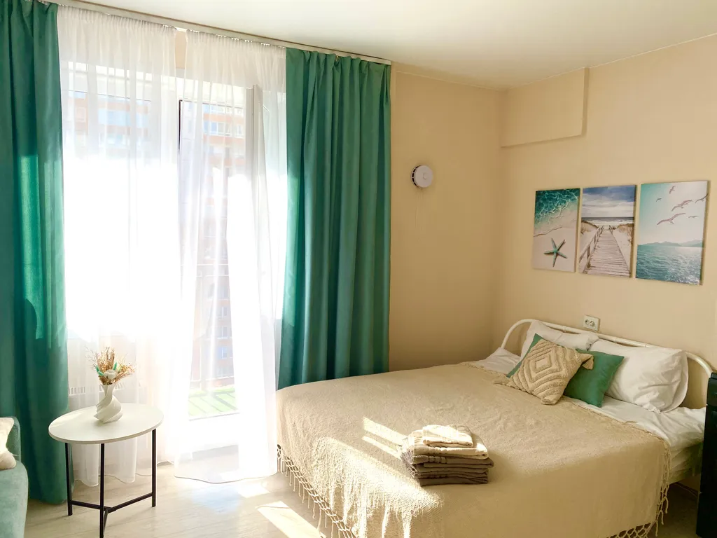 Квартира Бирюзовая студия недалеко от центра рядом с Метро — аренда посуточно в Новосибирск