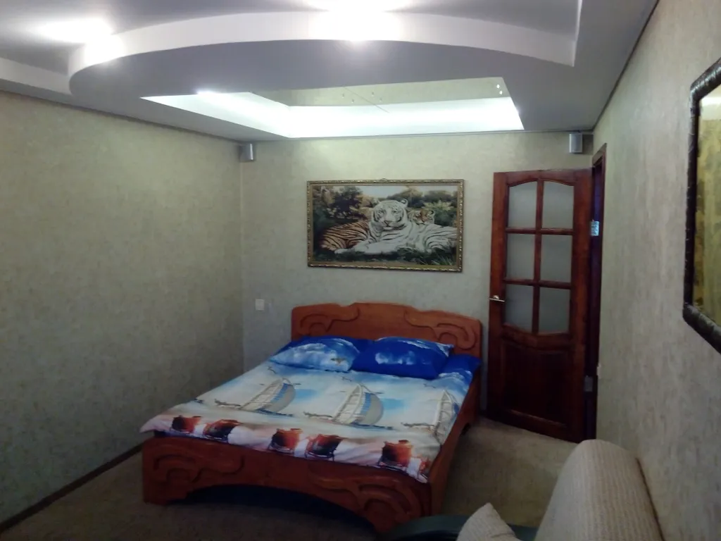 Квартира Отличная квартира с большой кроватью, зеркальным потолком — Ярославль