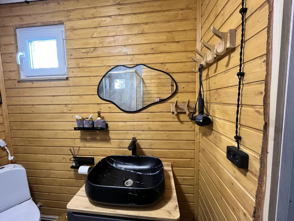 Новый уютный коттеджный домик