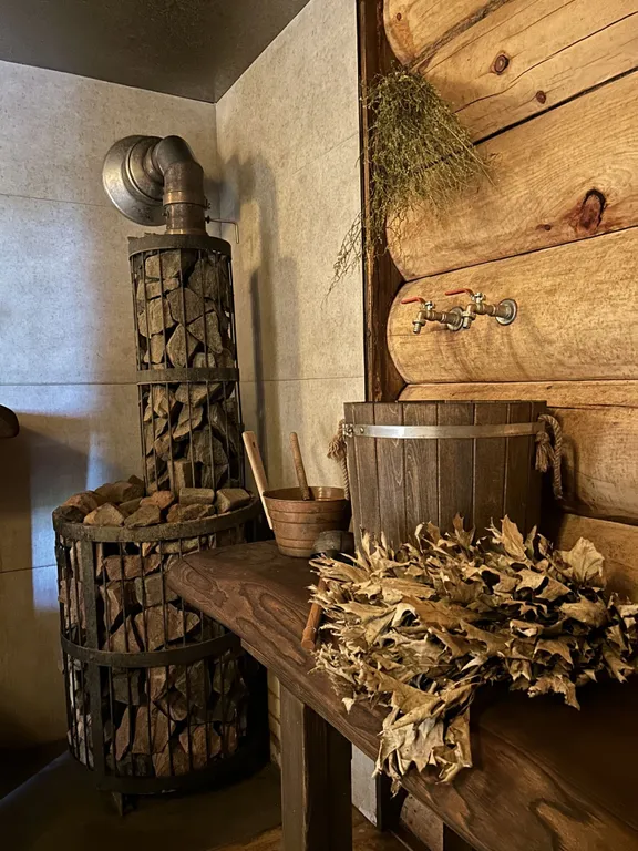 Загородный комплекс с бассейном, баней на дровах и горячим чаном