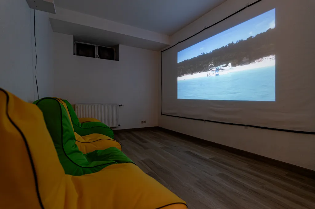 Коттедж Дом с бассейном и сауной — Горки-2