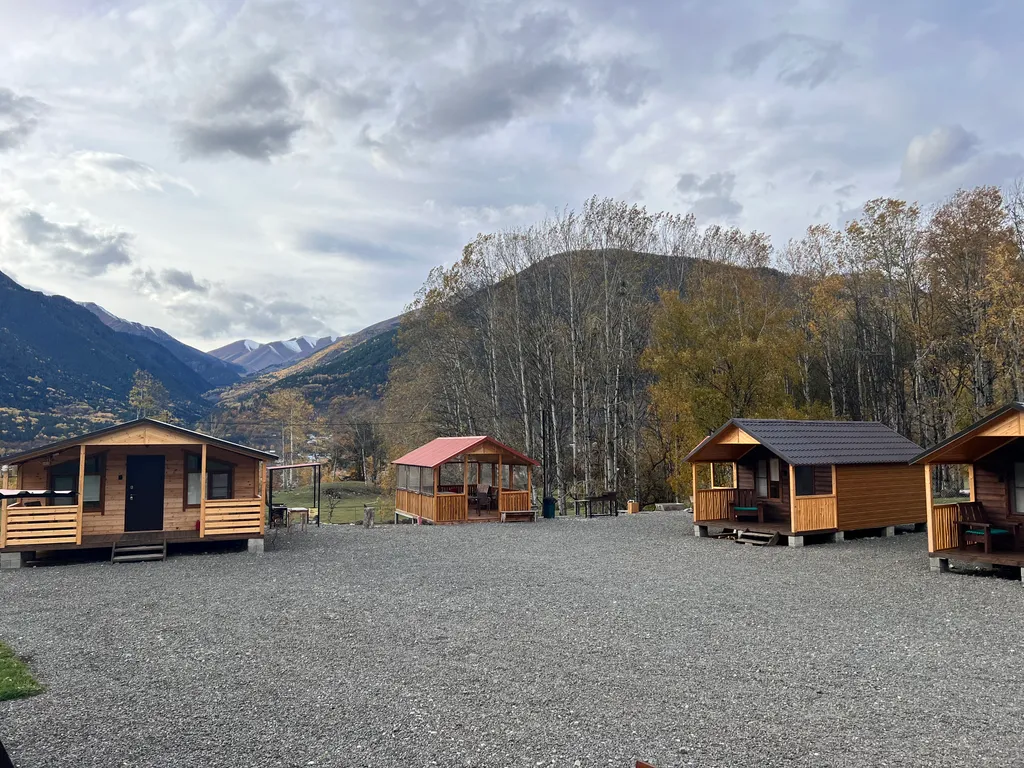 Коттедж Деревянный домик (3) — аренда посуточно в Теберда