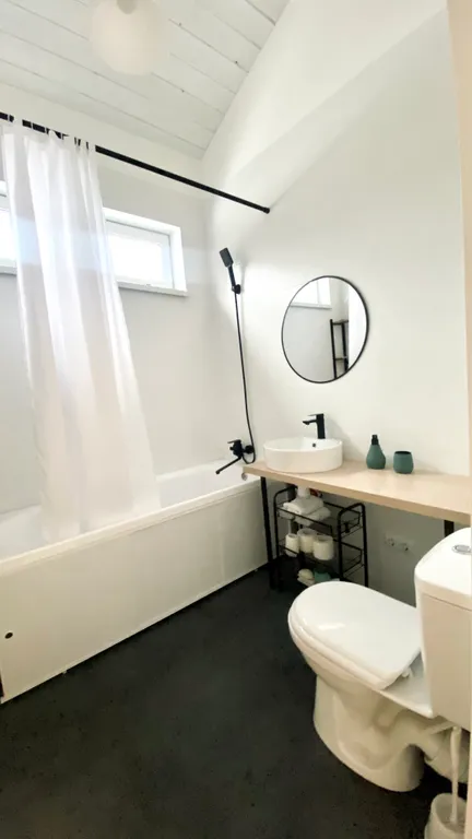 Тишина и релакс в новом уютном доме у леса