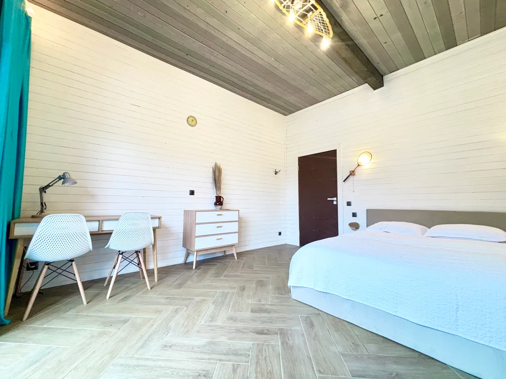 Кругозор- апартаменты, вид на озеро и горы