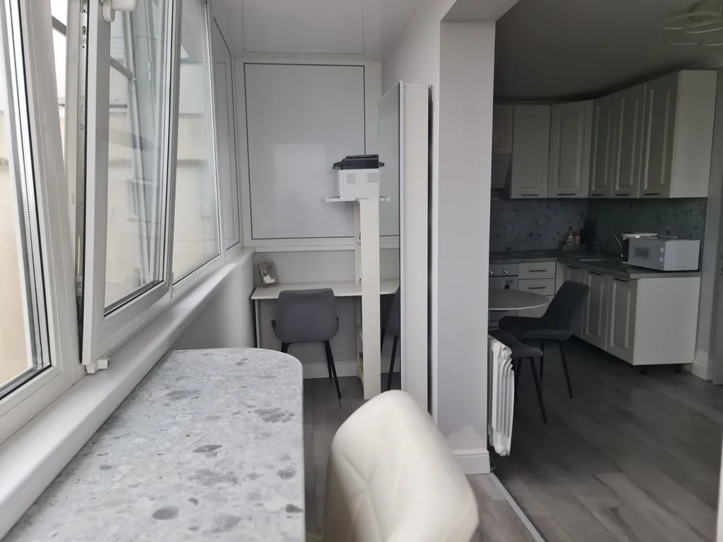 Трёхкомнатная квартира в Сочи  с видом на море и горы