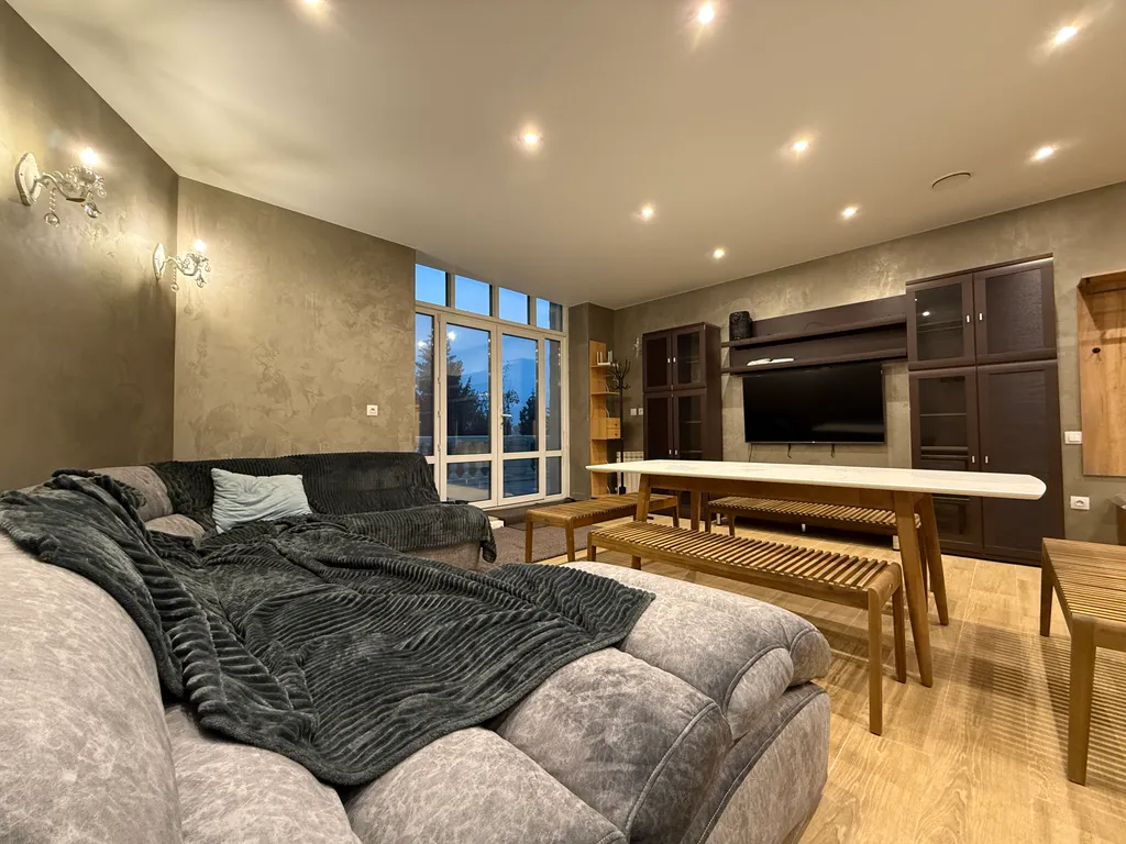 Роскошный коттедж на берегу Волги