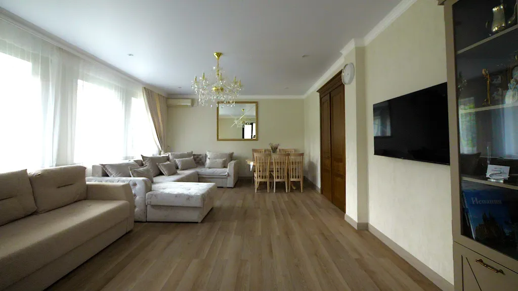 Уютный дом в центре города