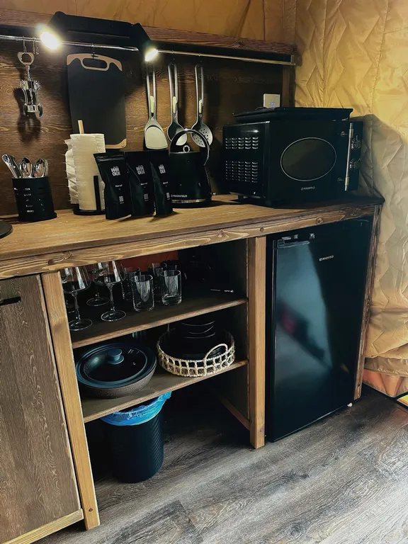 Домик-шатер