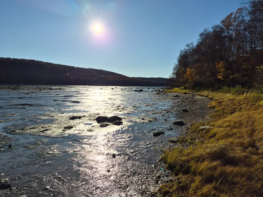 Гостевой уютный дом Соль Севера с баней на берегу залива Ура