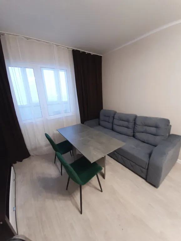 Квартира-студия в новом доме — аренда посуточно в Сургут