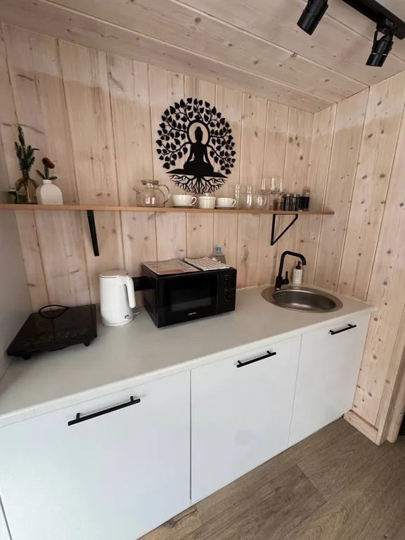 Домик с сауной и видом на реку на первой линии