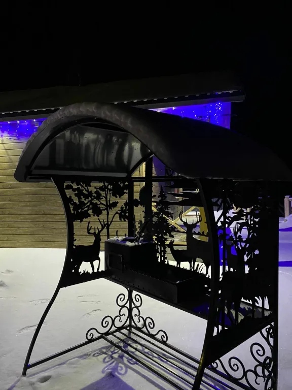 Дом на берегу озера