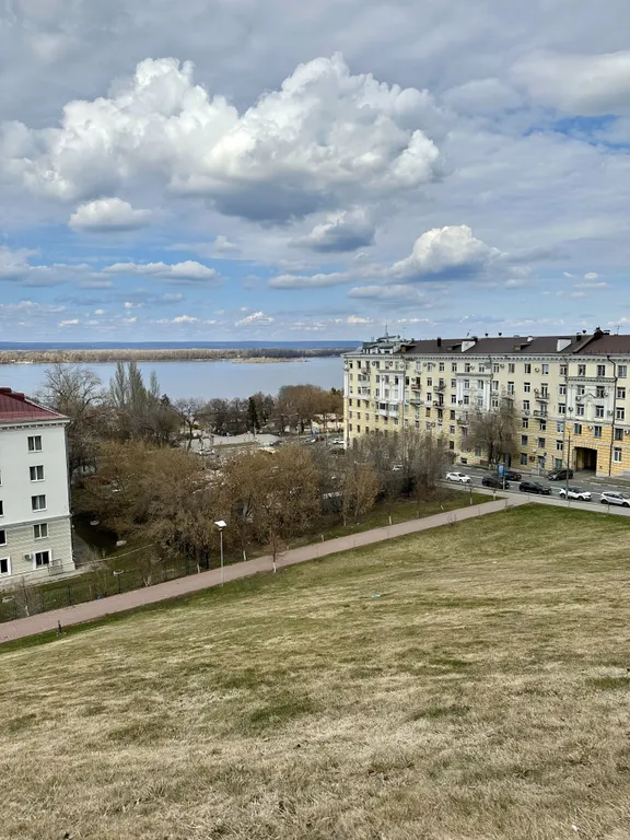 Квартира с видом на Волгу