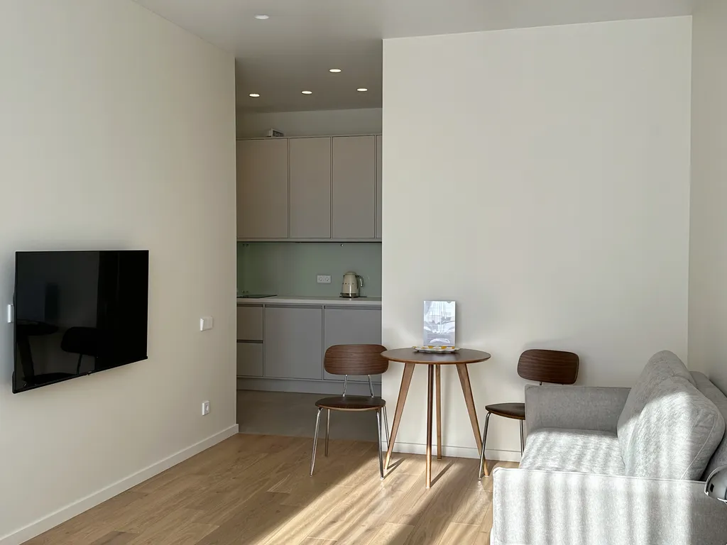 Дизайнерские апартаменты с видом на город и центр