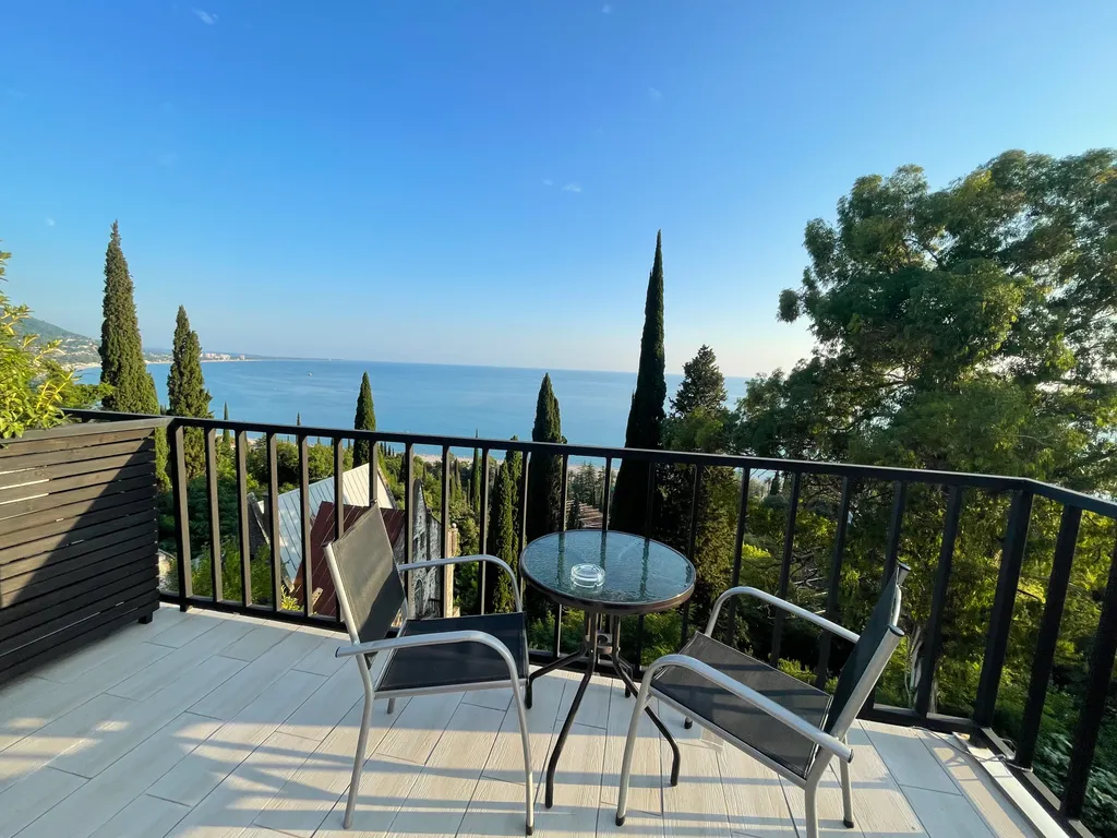 Квартира Квартира Стандартный номер с панорамным видом на море — Гагра