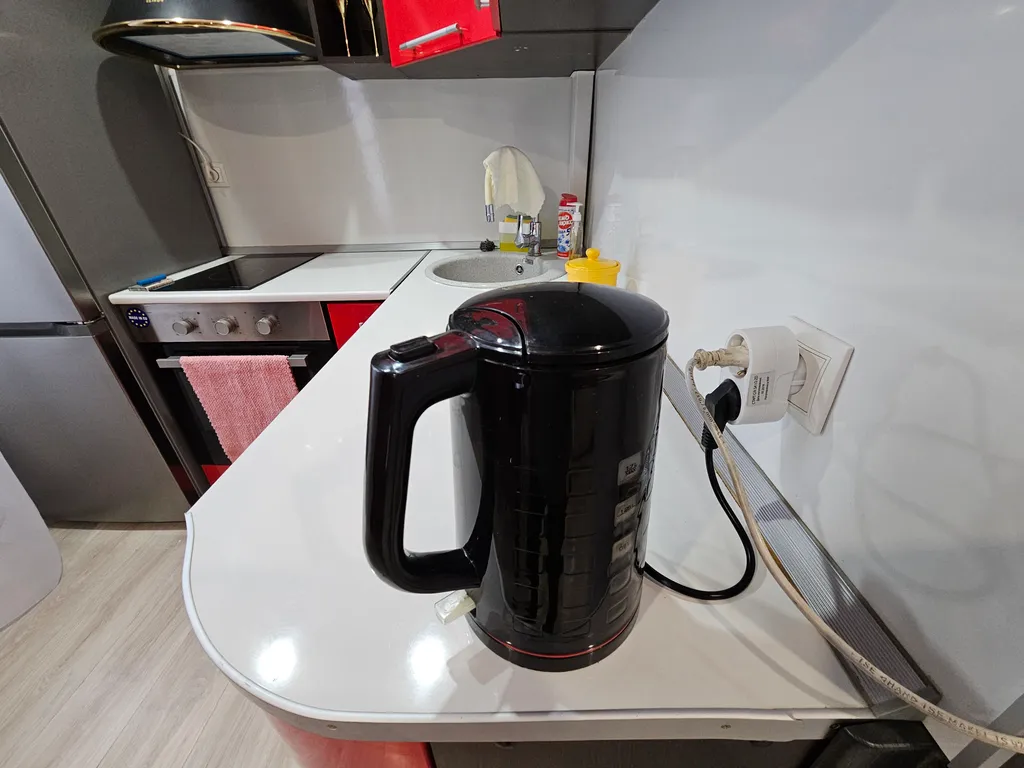 Очень теплая студия, не далеко от Арены