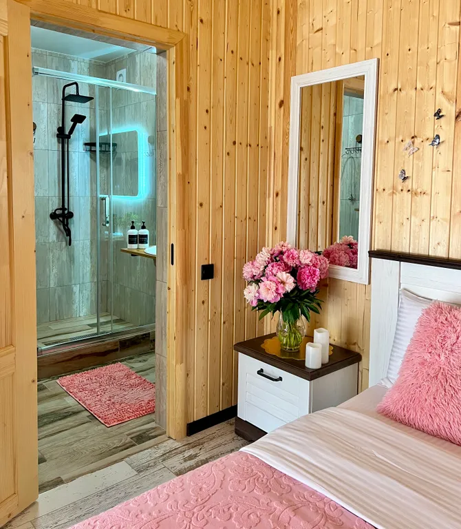 Уютный домик с видом на горы