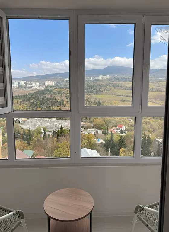 Стильная и комфортная квартира в курортном городе Ялта