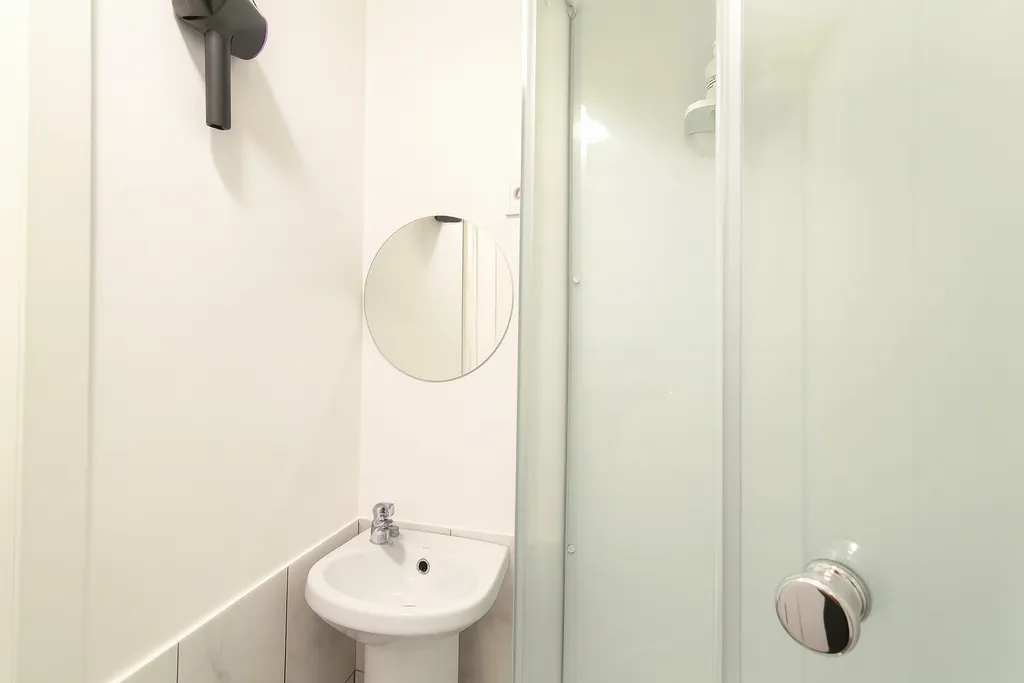 Уютная комната в апарт-отеле на Дворце Спорта