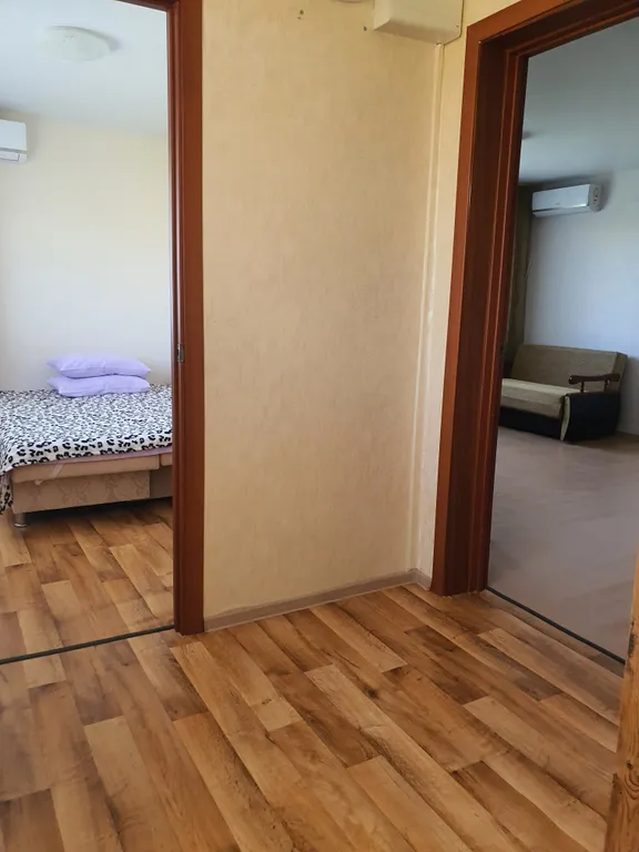 Дом с бассейном у моря