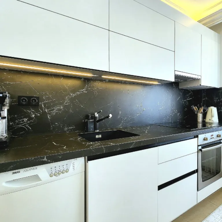 Апартаменты с потрясающим видом на море