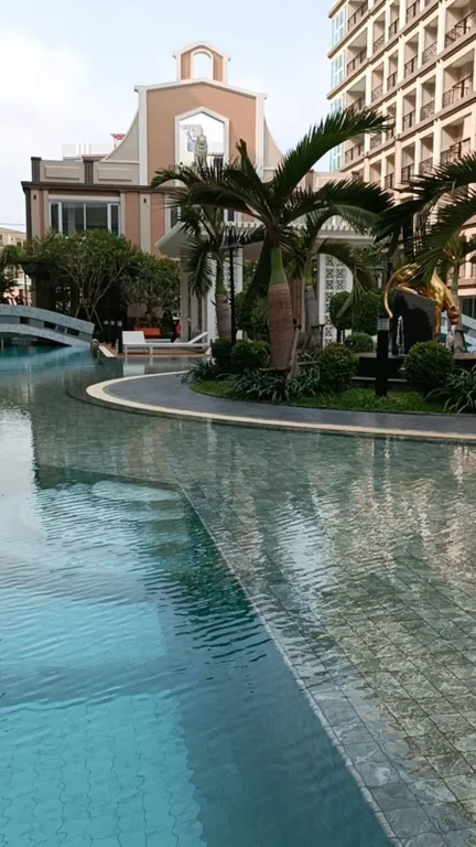 Lotus - Dusit Grand Park 2