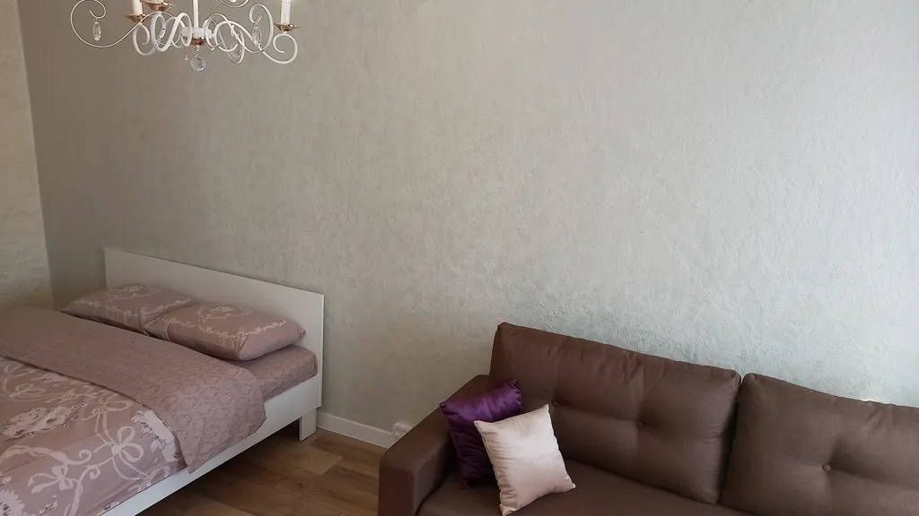 Новая трехкомнатная квартира в самом центре с видом на площадь Победы