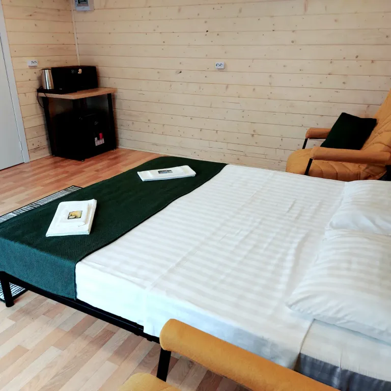 Дом вместимостью до 4 гостей в глэмпинге Улей