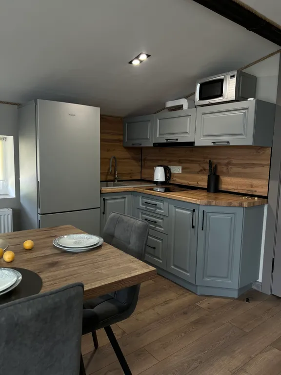 Апартаменты на 6 гостей с отдельной комнатой