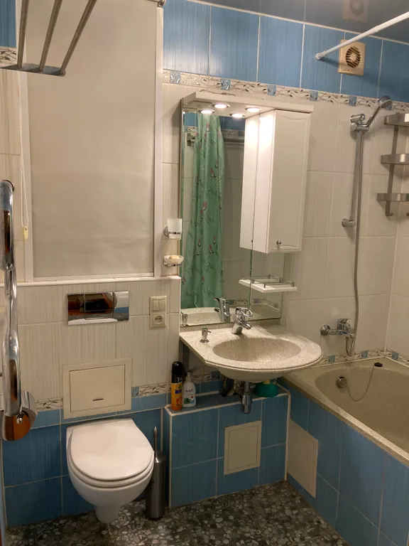 Квартира 2-комнатная квартира в центре с хорошей транспортной доступностью — Калининград